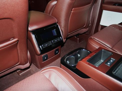 Used 2024 Lincoln Aviator Black Label AWD/4WD image 63