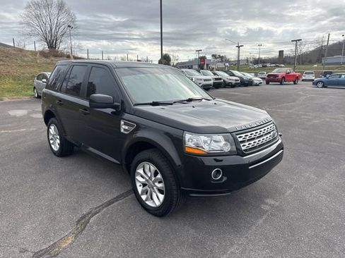 Used 2015 Land Rover LR2 AWD/4WD image 2