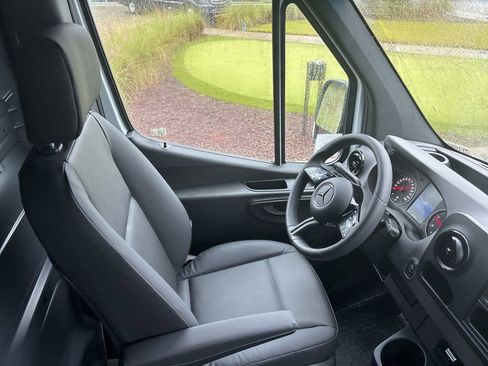 New 2026 Mercedes-Benz Sprinter 2500 image 41