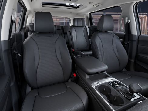 New 2026 Kia Carnival SX Prestige FWD image 15