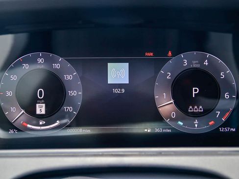 New 2026 Land Rover Range Rover Velar Dynamic SE AWD/4WD image 25