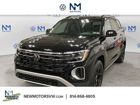 New 2026 Volkswagen Atlas Peak Edition image 1