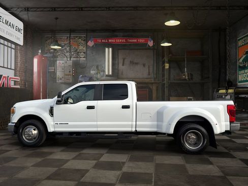 Used 2022 Ford F350 XL w/ STX Appearance Package RWD image 6