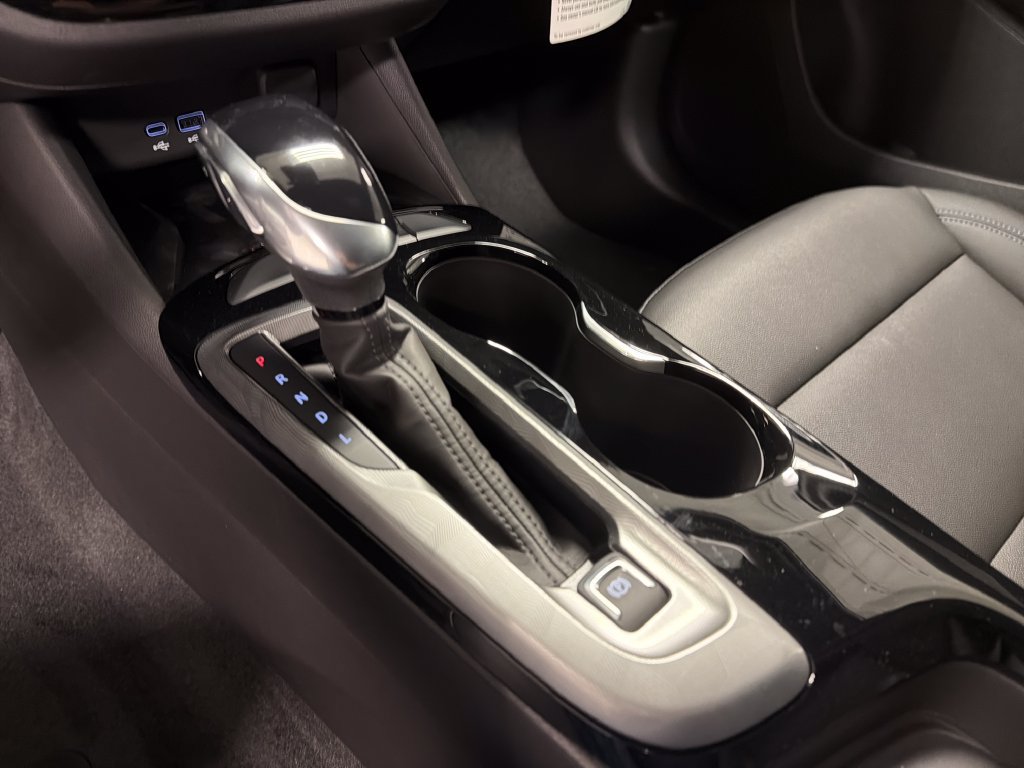 New 2026 Buick Envista Sport Touring w/ Convenience I Package FWD image 38