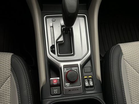 Used 2022 Subaru Forester Premium image 28