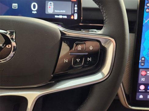 New 2025 Volvo EX90 Plus image 26