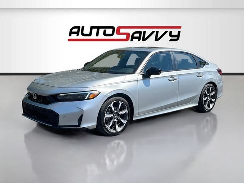 Used 2025 Honda Civic Sport Touring image 3