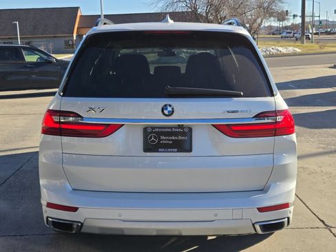 Used 2021 BMW X7 xDrive40i w/ Premium Package AWD/4WD image 44