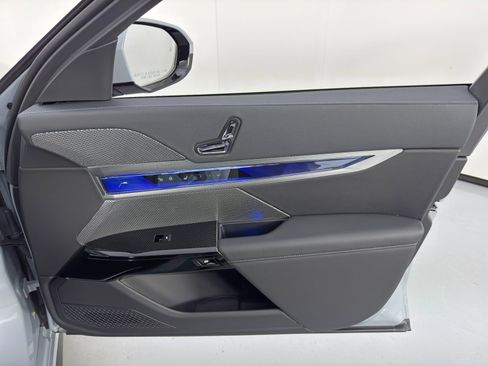 Used 2024 BMW 740i 740i w/ Premium Package 2 image 55