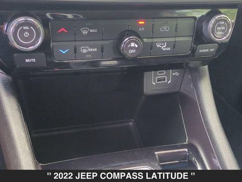 Used 2022 Jeep Compass Latitude AWD/4WD image 24