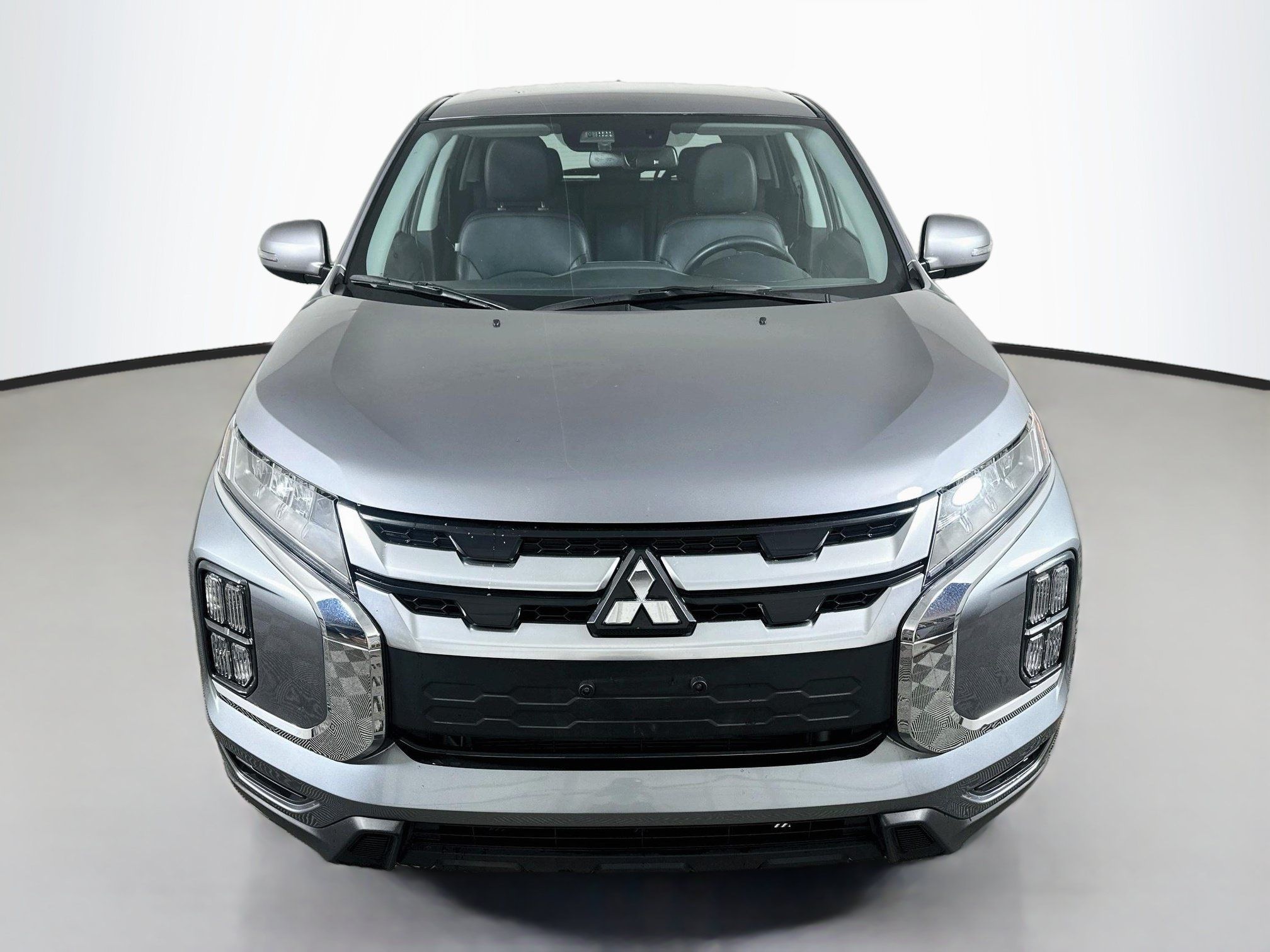 Used 2024 Mitsubishi Outlander Sport SE AWD/4WD image 2