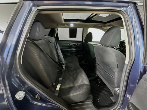 Used 2016 Nissan Rogue SV w/ SV Moonroof Package FWD image 30