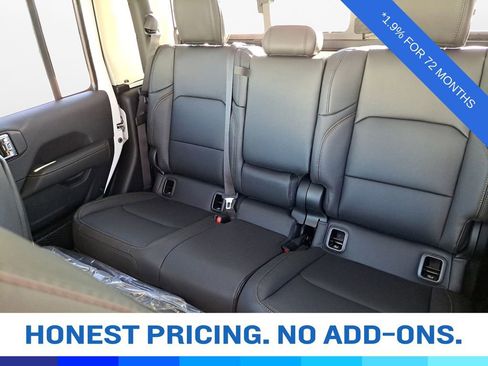 New 2026 Jeep Gladiator Sport image 22