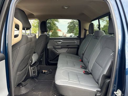 Used 2020 RAM 1500 Big Horn AWD/4WD image 14