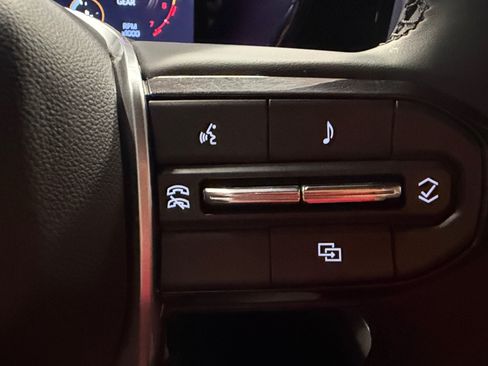 Used 2024 Chevrolet Colorado LT w/ LT Convenience Package II RWD image 35
