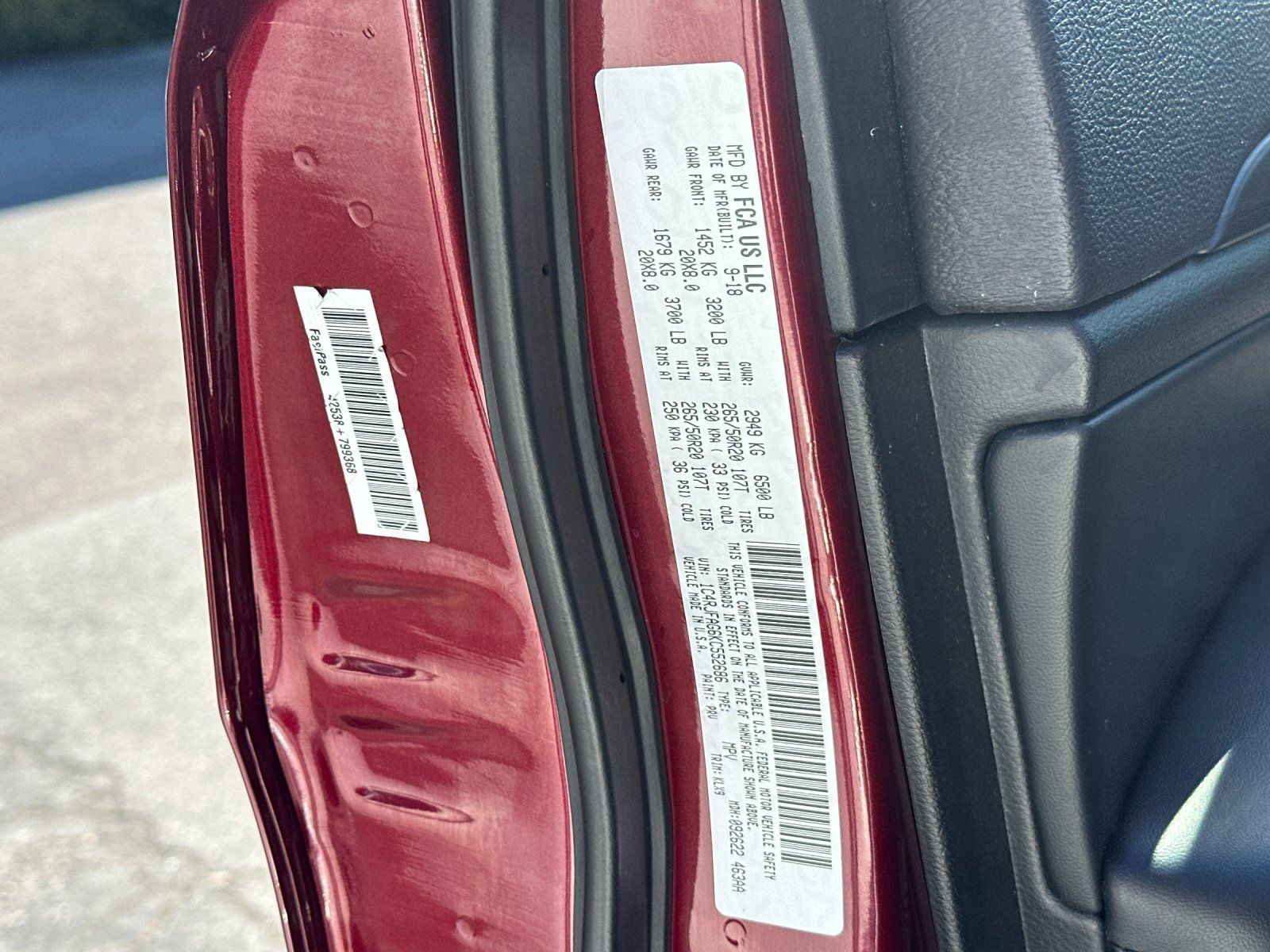 Used 2019 Jeep Grand Cherokee Altitude AWD/4WD image 29