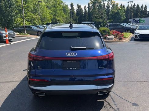 Certified 2025 Audi Q5 Premium w/ Convenience Package AWD/4WD image 7