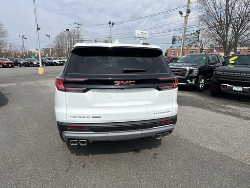 New 2026 GMC Acadia Elevation w/ Elevation Premium Package AWD/4WD image 6