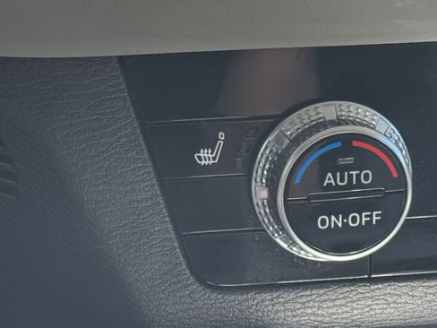 Used 2022 Mitsubishi Outlander SEL AWD/4WD image 4