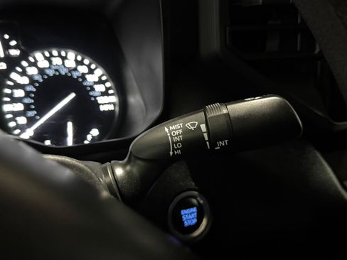 Used 2024 Toyota Tundra SR AWD/4WD image 23