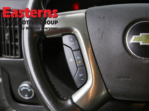 Used 2017 Chevrolet Express 2500 RWD image 15