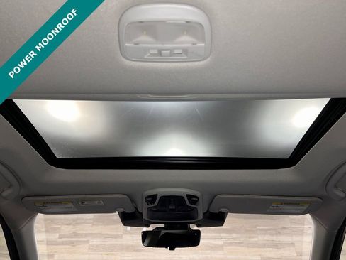 Used 2025 Subaru Outback Touring image 5