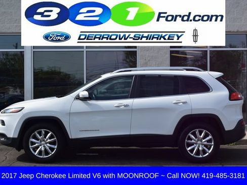 Used 2017 Jeep Cherokee Limited AWD/4WD image 2