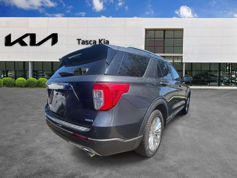 Used 2020 Ford Explorer Limited AWD/4WD image 4