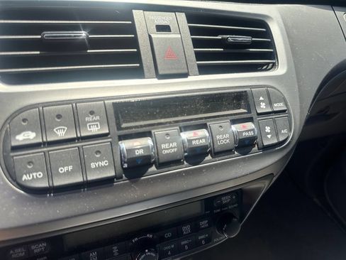 Used 2009 Honda Odyssey Touring image 17