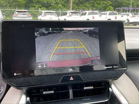 Used 2021 Toyota Venza XLE w/ Softex Package AWD/4WD image 14
