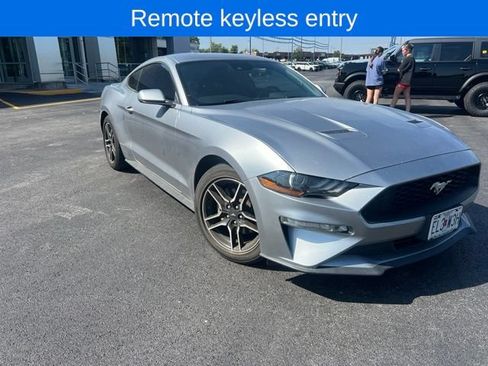 Used 2021 Ford Mustang Premium RWD image 3