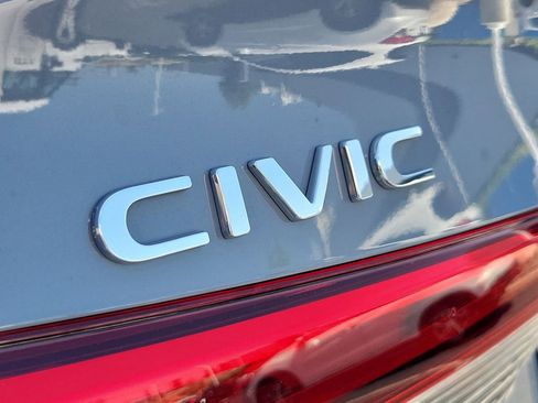 Certified 2024 Honda Civic Sport image 8