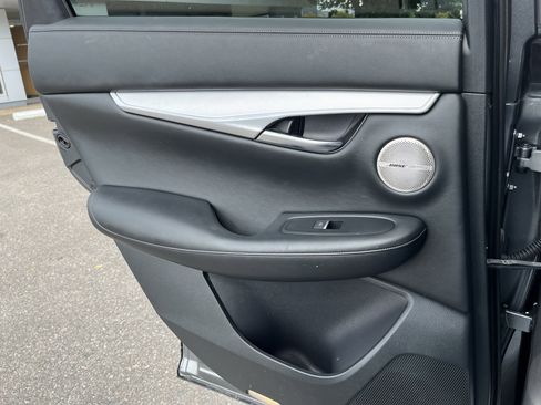 Used 2020 INFINITI QX50 Sensory image 31