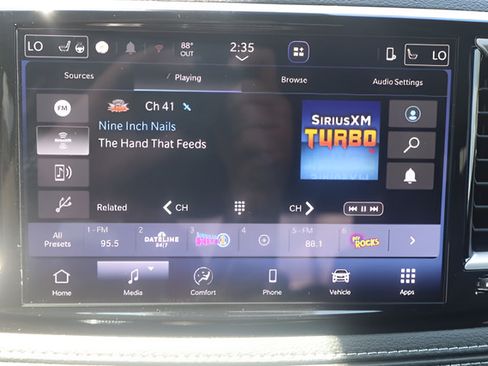 New 2027 Chrysler Pacifica Select FWD image 24