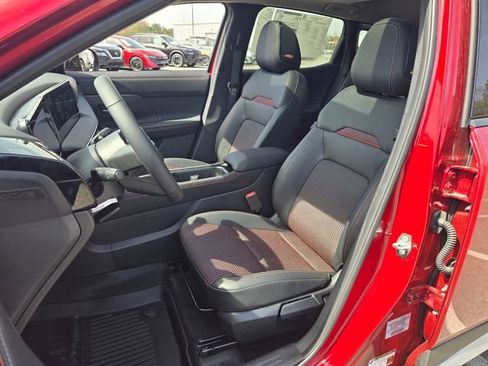 New 2026 Nissan Kicks SR FWD image 5