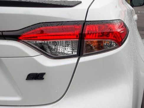 Certified 2023 Toyota Corolla SE image 9