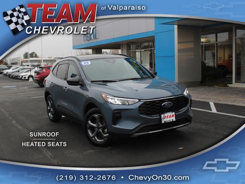 Used 2025 Ford Escape ST-Line w/ Tech Pack #1 image 1