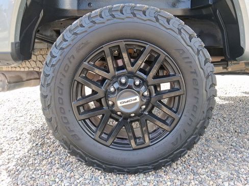 Used 2020 Ford F250 Lariat AWD/4WD image 16