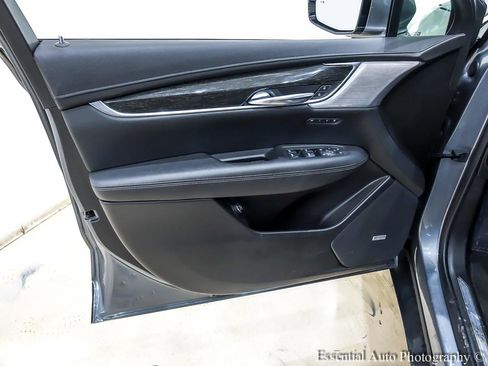 Used 2021 Cadillac XT5 Premium Luxury image 25