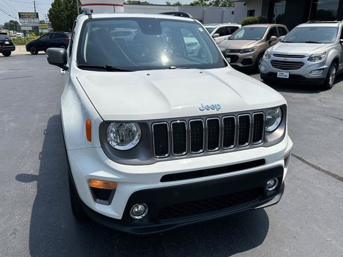 Used 2020 Jeep Renegade Limited w/ UConnect 8.4 Nav Group AWD/4WD image 3