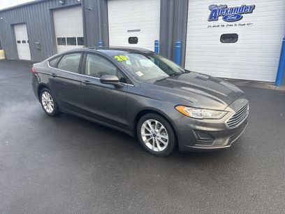 Used 2020 Ford Fusion SE