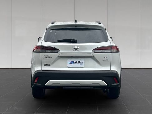 New 2026 Toyota Corolla Cross LE w/ Moonroof Package AWD/4WD image 4