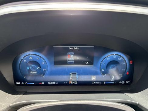 Used 2025 Ford Escape Platinum w/ Premium Technology Package AWD/4WD image 31