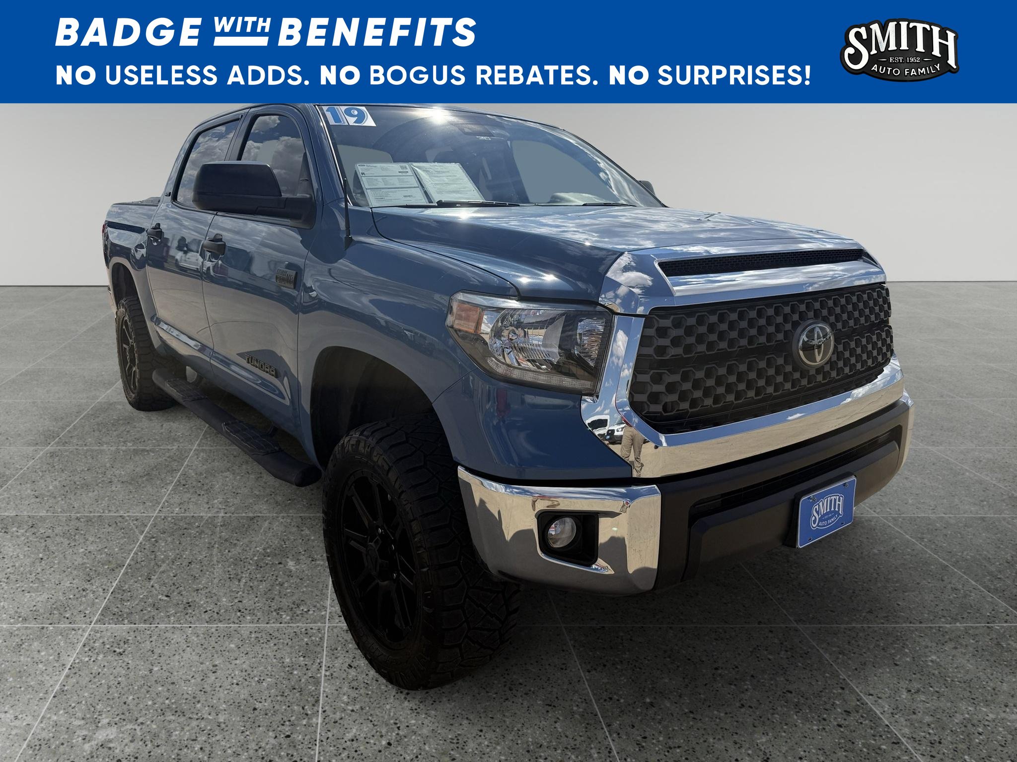 Used 2019 Toyota Tundra SR5 w/ SR5 Upgrade Package AWD/4WD image 1