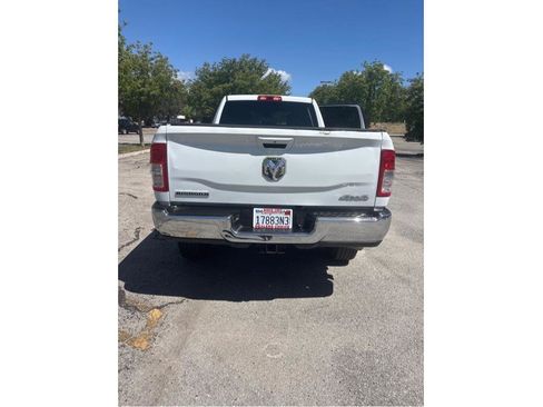 Used 2022 RAM 2500 Big Horn w/ Level A Equipment Group AWD/4WD image 7