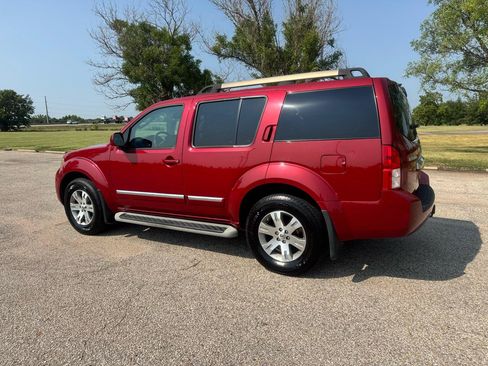 Used 2011 Nissan Pathfinder Silver AWD/4WD image 5