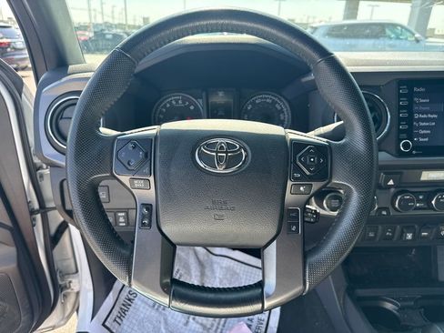 Used 2023 Toyota Tacoma TRD Off-Road image 18