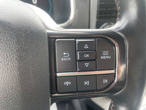 Certified 2021 Ford F150 Platinum w/ FX4 Off-Road Package image 32