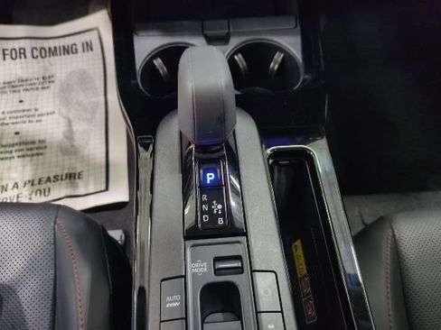 Used 2024 Toyota Prius Prime Premium image 15