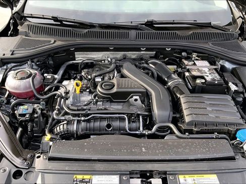 Certified 2025 Volkswagen Jetta S image 10